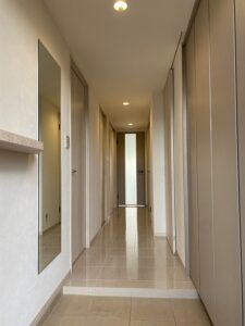 練馬区リノベ　マンション　玄関　棚
