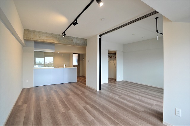 練馬区　賃貸マンション　リノベーション　　キッチン　対面