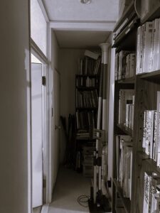 練馬区マンションリノベーション　築50年　本棚　既存