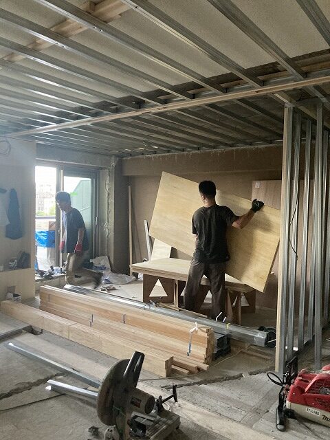 練馬区　マンションリノベーション　下地　材料　搬入　
