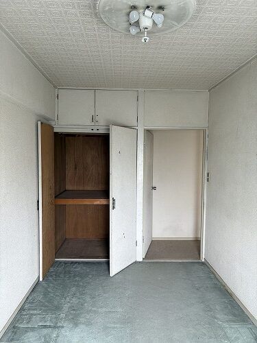 練馬区マンションリノベーション　築50年　押入　天袋　収納　
