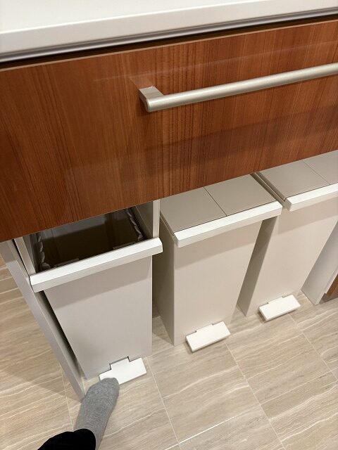 練馬区マンションリノベーション　築50年　キッチン　ゴミ箱　KEYUKA　ケユカ　30ｌ