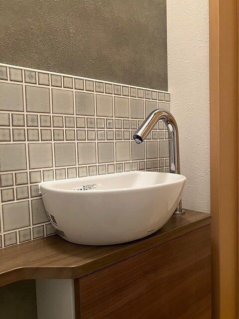 練馬　トイレリフォーム　戸建て　マンション　リクシル　スマートモザイクシート　タイル