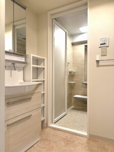 練馬区マンションリノベーション　段差　バリアフリー　ユニットバス　