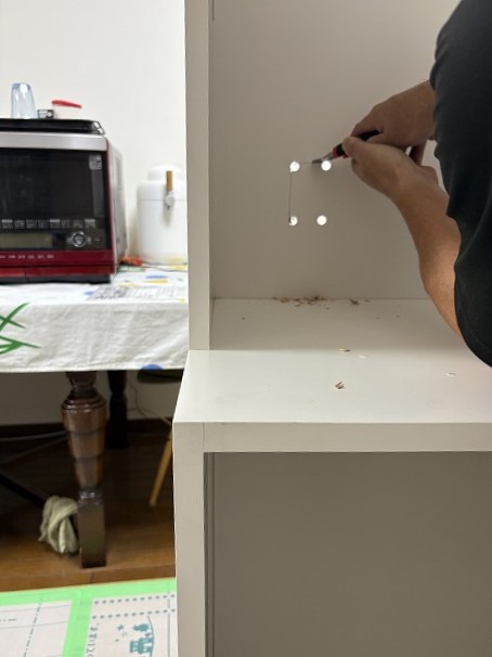 練馬区マンションリフォーム　キッチン　ダイニング　造作家具　コンセント　穴あけ
