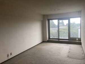 練馬区　リノベーション　配管　サッシパネルを通す　給湯器をベランダに　ガス　給水給湯