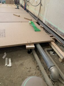 渋谷区　築50年　マンションリフォーム　床暖房　ガス　温水