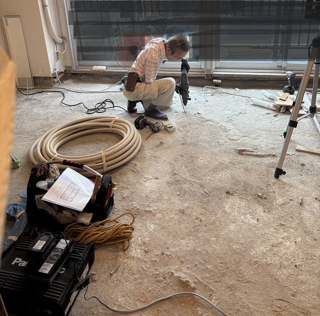 渋谷区　築50年　マンションリフォーム　床暖房　ガス　温水