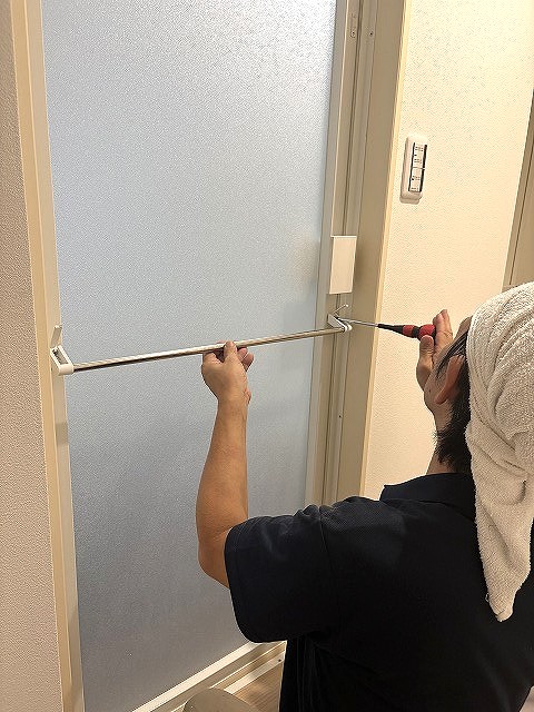 渋谷区　マンション　リフォーム　ユニットバス　ドア外タオル掛け　後から　TOTO