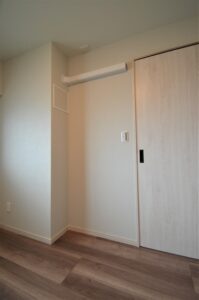 杉並区リノベーション　エアコン　先行配管　点検口