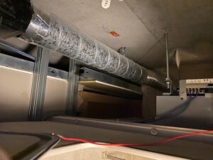 練馬区区　マンションリノベーション　築50年超え　ユニットバス　天井裏