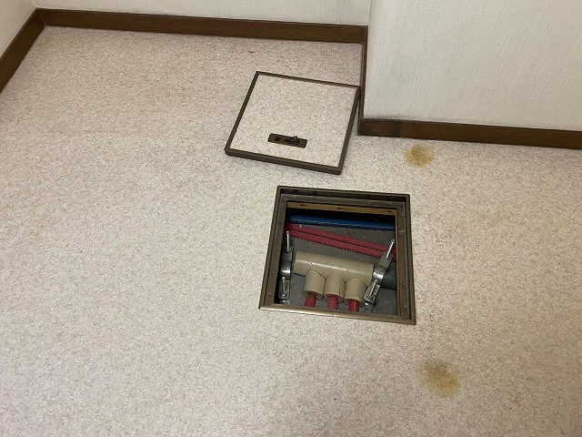 床下点検口