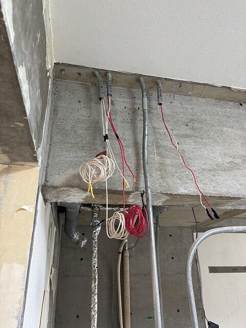 板橋区　マンション　リノベーション　賃貸　解体　電気工事　設備工事　墨出し