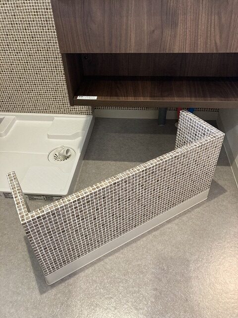 リノベーション　洗面台　配管隠し