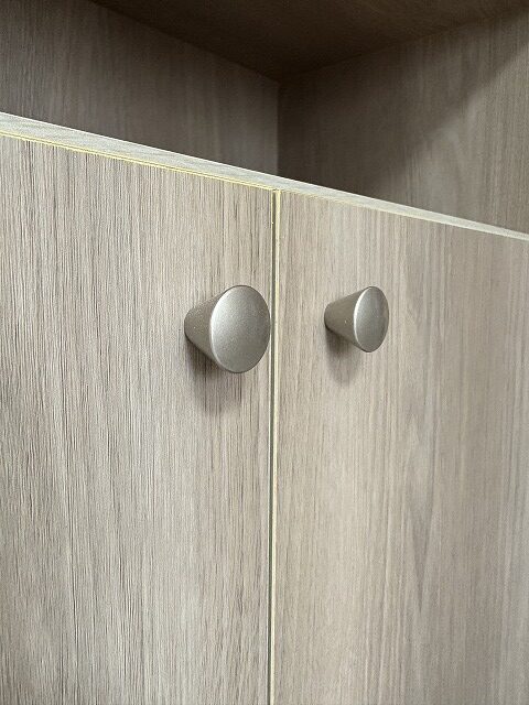 練馬区　マンションリフォーム　造作家具　ツマミ