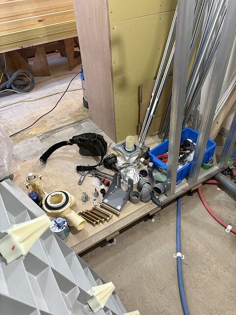 板橋区　マンションリノベーション　賃貸　ユニットバス　リモデルバスルーム　TOTO　現場　WS