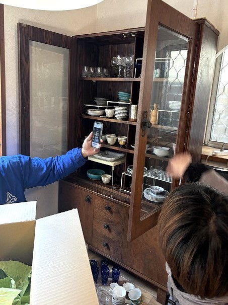 練馬区戸建て　ダイニング　キッチン　内装　フローリング　家具をどうするか　引越し