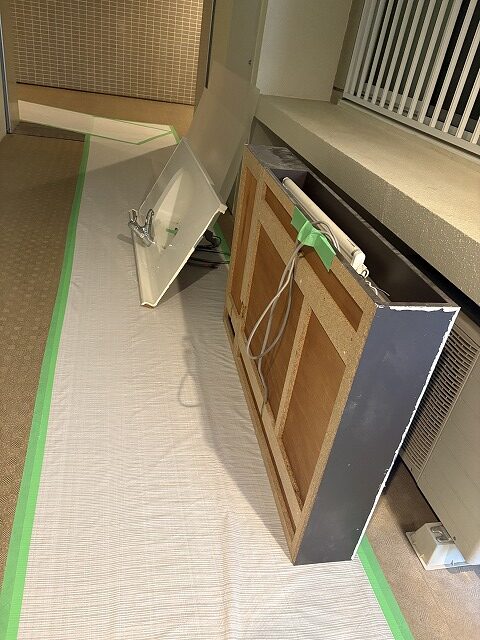 練馬区マンションリフォーム　洗面台　ユニットバス交換　TOTO　シンラ　エスクア　養生