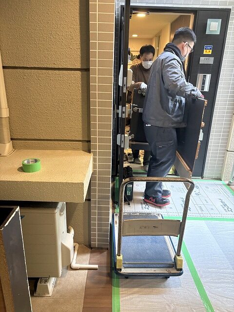 練馬区マンションリフォーム　洗面台　ユニットバス交換　TOTO　シンラ　エスクア