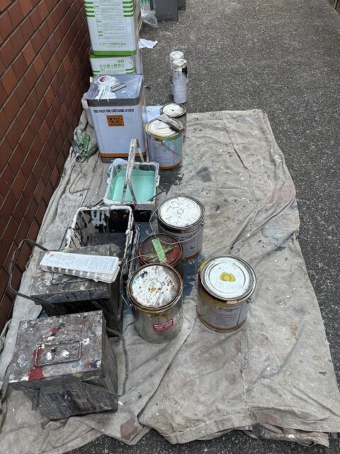 板橋区　賃貸マンションリノベ　塗装工事　色決め　色合わせ　日塗工