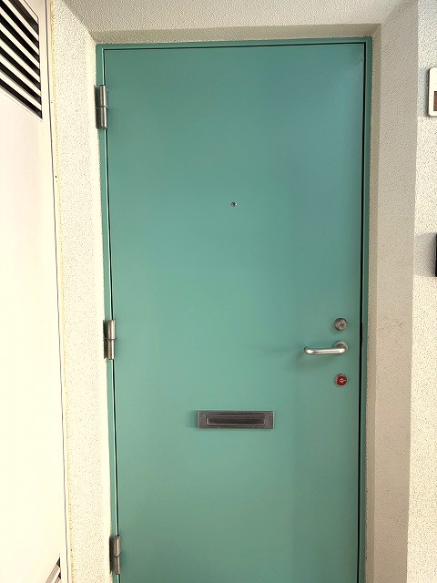 板橋区　賃貸マンションリノベ　塗装工事　色決め　色合わせ　日塗工