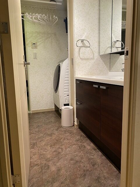 練馬区　マンションリフォーム　水廻り　ユニットバス　システムバス　洗面台　シンラ　エスクア　交換