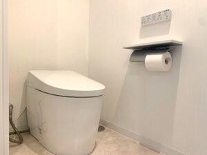 練馬区マンションリフォーム　1日工事　TOTO　LIXIL 既存　床貼り替え　クッションフロアー　フロアータイル