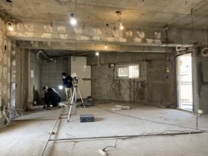 練馬区　築50年　マンションリノベーション　解体　配管　電気配線　大工工事