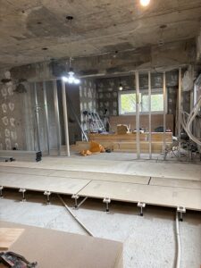 練馬区リノベーション　築50年　工事　床下地　壁下地　間仕切り