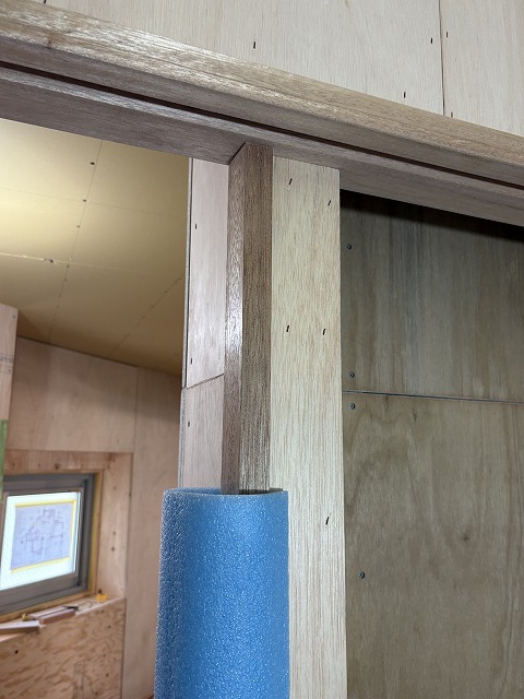 マンションリノベーション　建具Panasonic　枠　ドア　造作