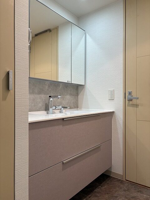 マンション リノベーション 洗面台 TOTO エスクア 除菌水