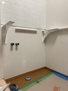 練馬区マンションリノベーション　洗面化粧台　キャビネット　収納　足元　オープン