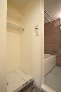 板橋区　賃貸マンションリノベーション　相続　築古　家賃アップ 2LDK　間仕切り　1LDK　洗面台　造作風　Panasonic　シーライン